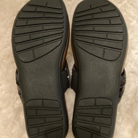 Sequin Flip Flops/Sandals (NWOT) - Picture 9 of 12